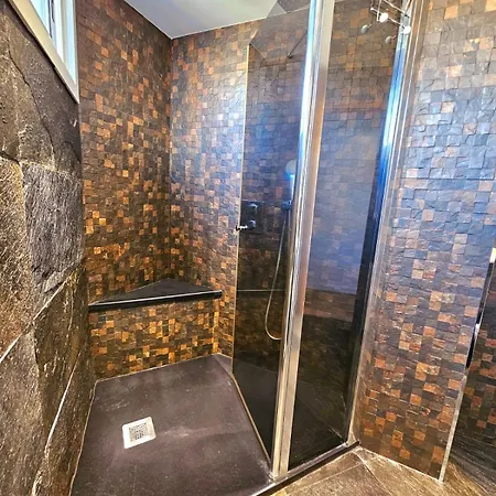 Exclusivo En El Centro Apartamento